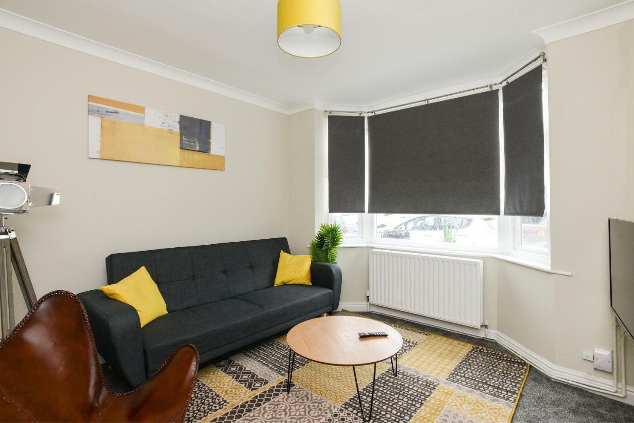 Cosy House In The Heart Of Beeston With Free Parking And Wifi Villa Nottingham Exterior photo